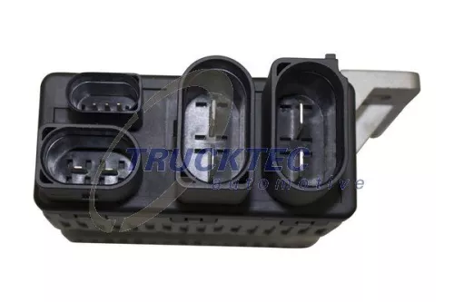 Relay, radiator fan overrun