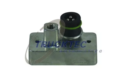 Sensor, boost pressure